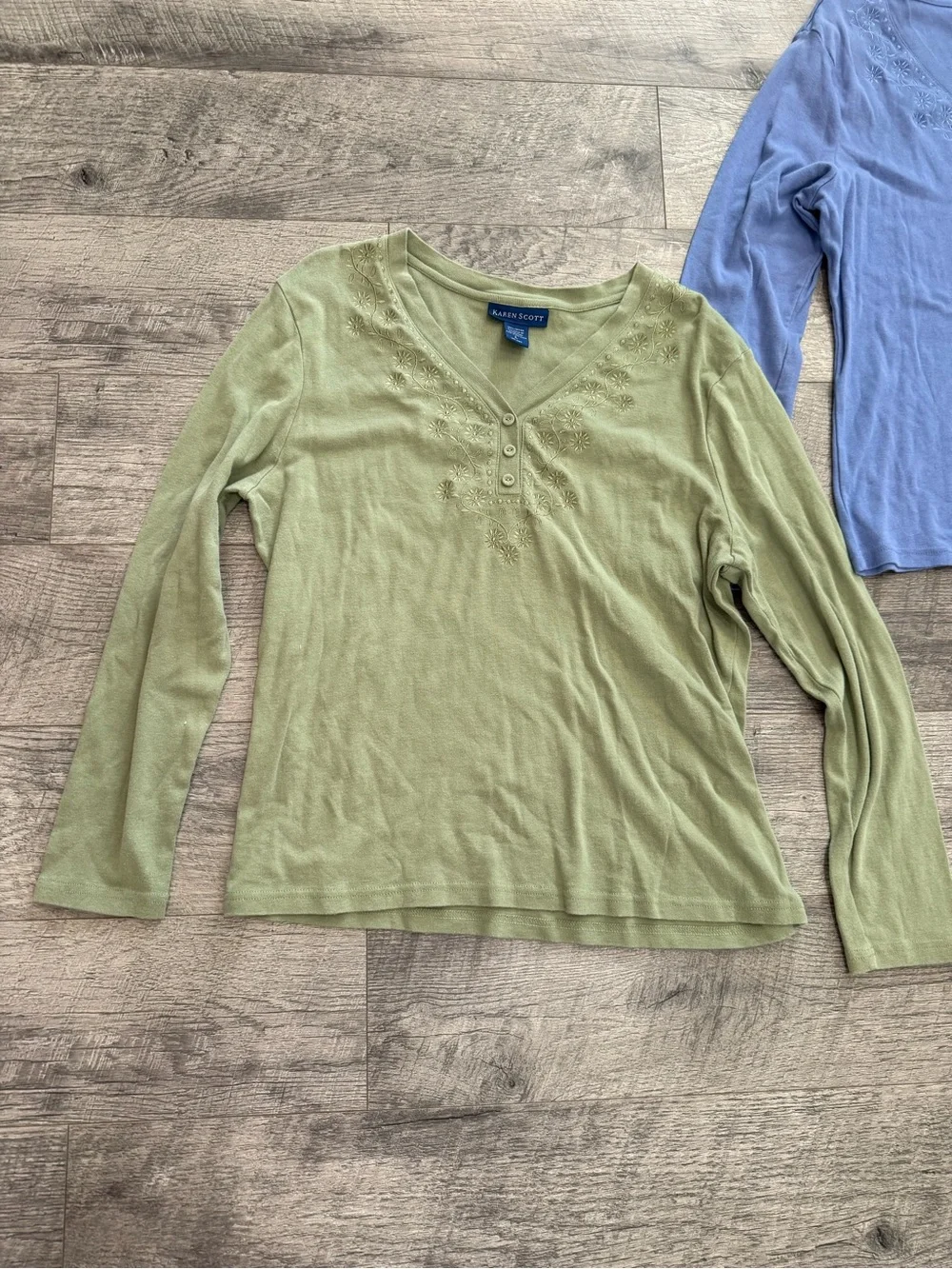 Karen Scott long sleeve olive and blue tops